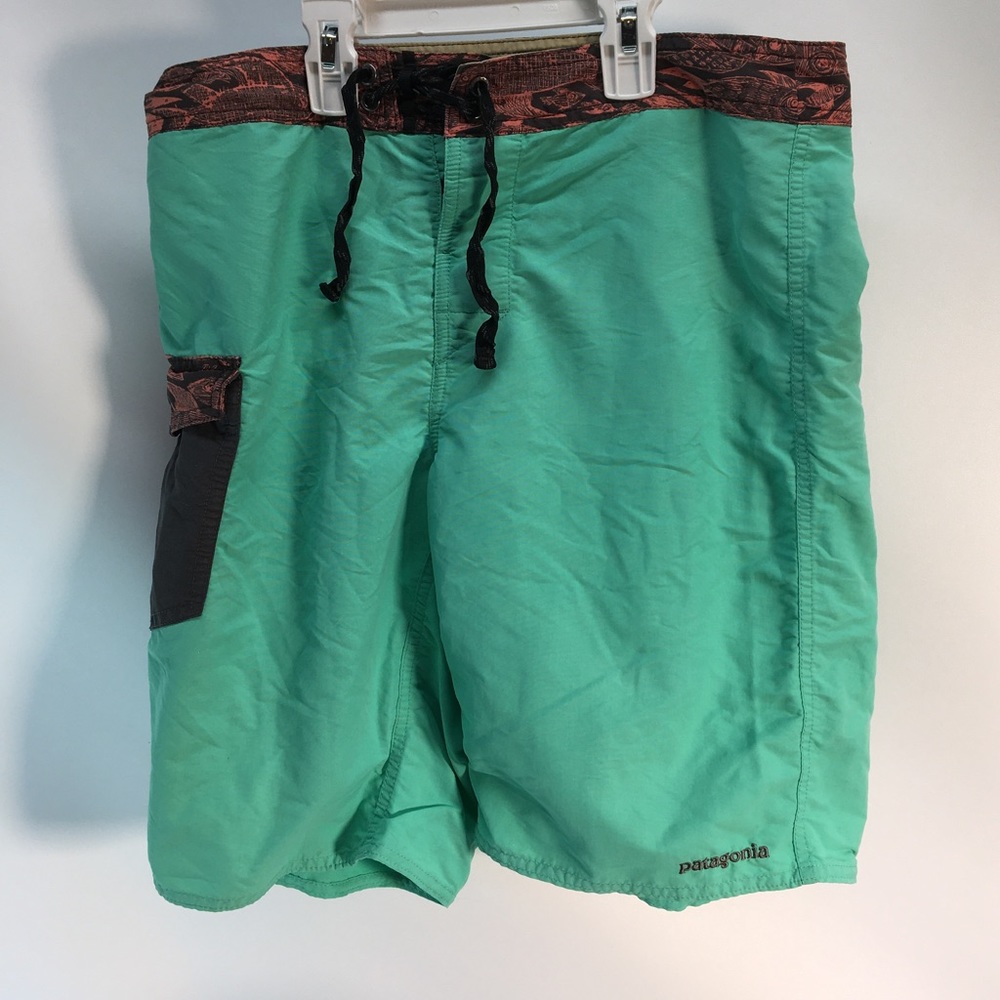Patagonia Mens 31 Boardshorts Surf Swim Beach